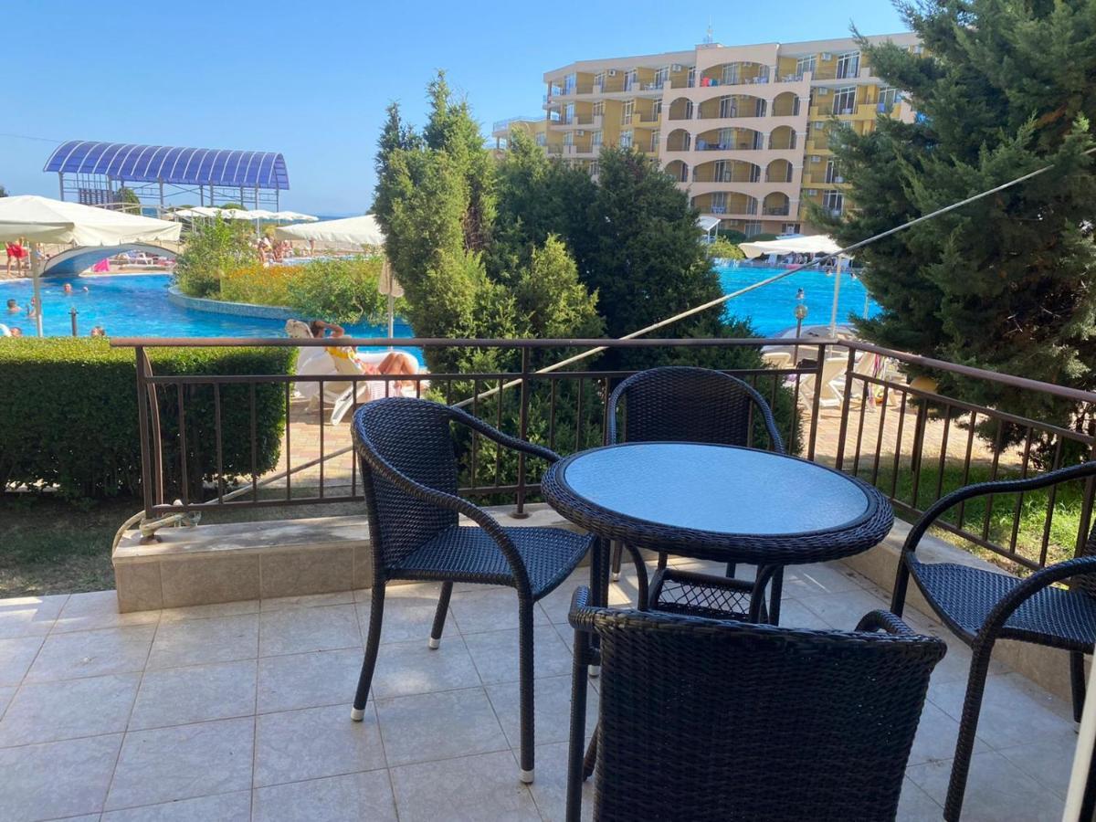 Midia Grand Resort, Terrassen Paradies Apartment Ахелой Екстер'єр фото
