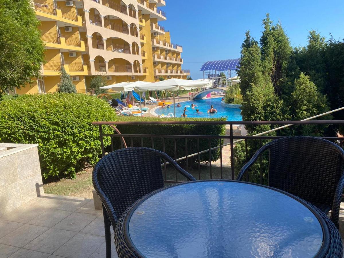 Midia Grand Resort, Terrassen Paradies Apartment Ахелой Екстер'єр фото